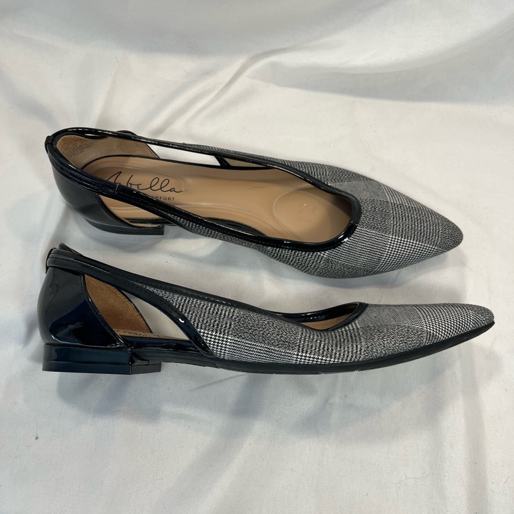 Abella True Comfort “Rylan” Black & white Plaid Flats - Picture 2 of 7